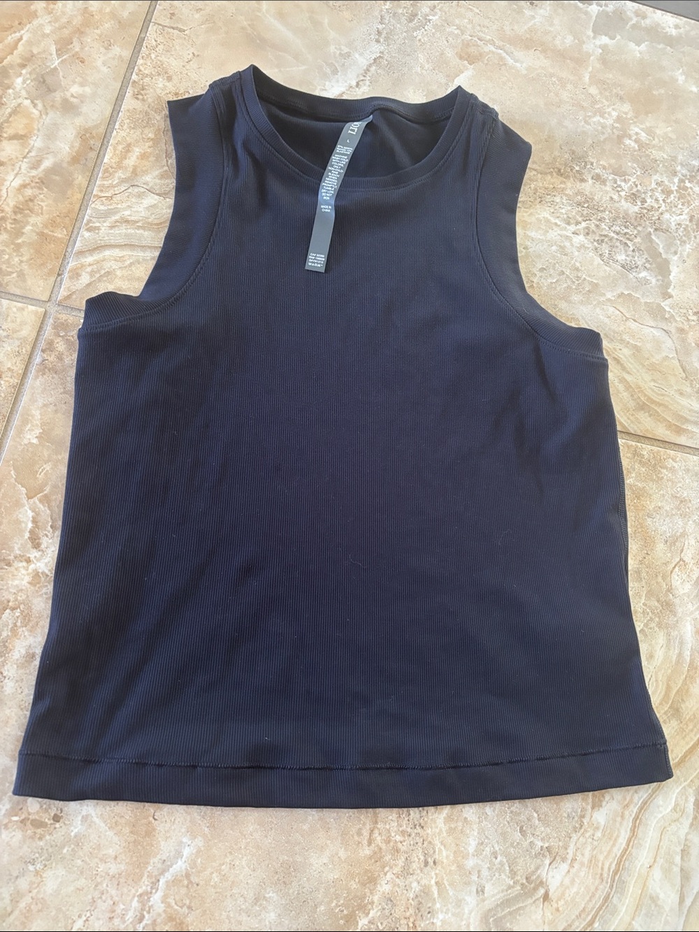 Vuori large ribbed tank never worn